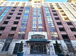 1021 N Garfield St APT 218, Arlington, VA 22201