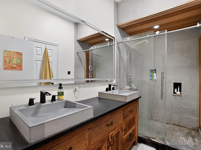 1238 Callowhill St #102 — Photo 12