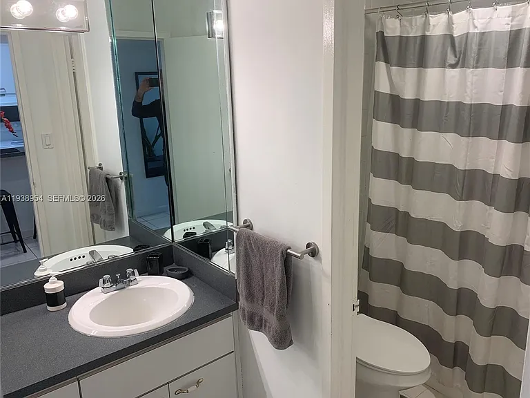 100 Lincoln Rd #805 — Photo 12