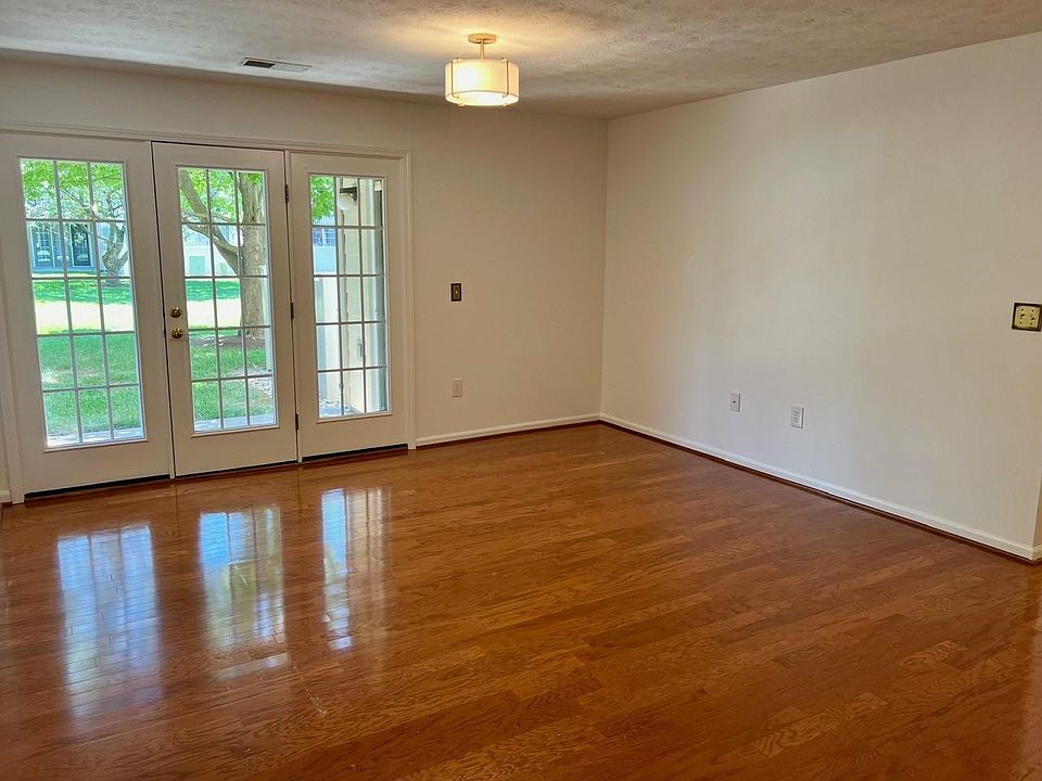 Wellington Chase Condominiums 600 Vincent Way Lexington KY Zillow