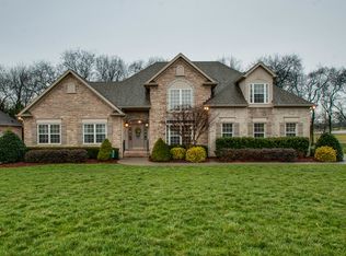 110 Beth Ct, Gallatin, TN 37066