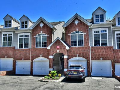 12 Debruyle Ct #806, Hawthorne, NJ, 07506