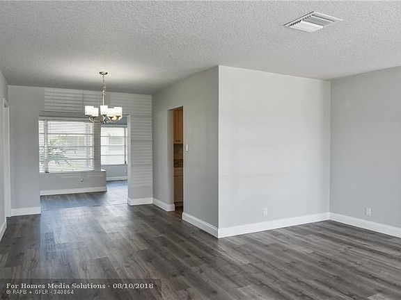 4th image of 5721 NW 85th Ter