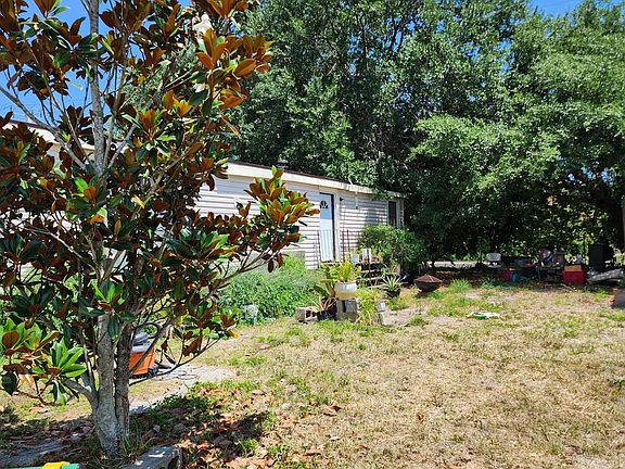 3rd image of 6506 Colony Park Dr