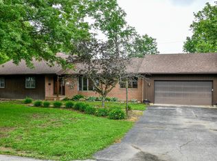 910 McAuliffe Pl, Marysville, OH
