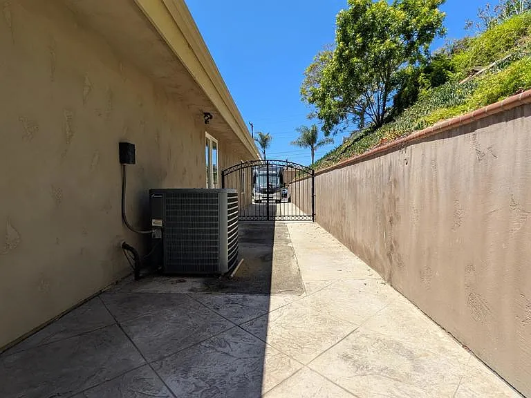 3167 Carnegie Pl — Photo 43