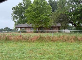 915 E A St, Watonga, OK 73772