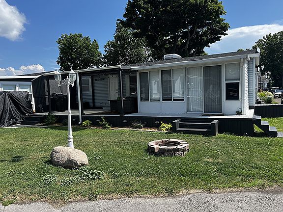 2nd image of 490 Empire Rd #Qvv021