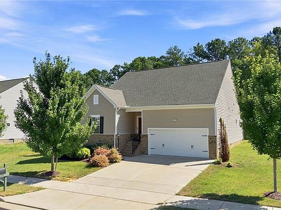 3rd image of 7607 Old Guild Rd