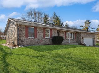 8713 Burton Rd, Wonder Lake, IL 60097