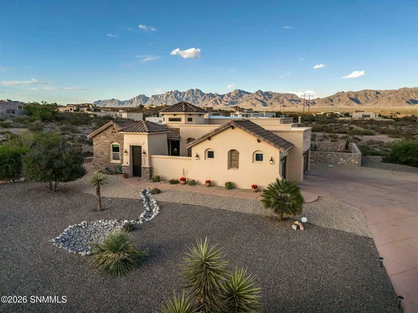 5677 Calle De Paradise, Las Cruces, NM 88011