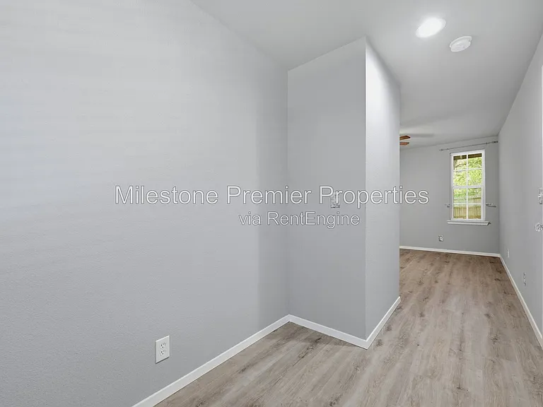 101 Lakewood Ln — Photo 20