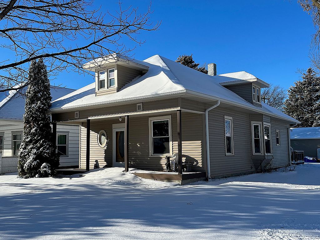 102 S Cedar Ave, Hartington, NE 68739 Zillow
