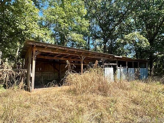 3rd image of E Red Barn Rd