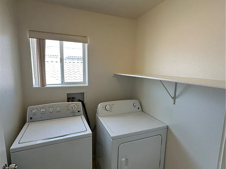 11056 Piedmont Valley Ave — Photo 22