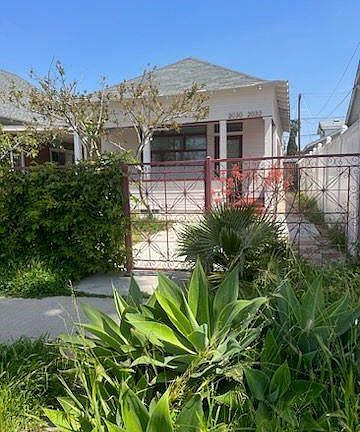3rd image of 2030 Julian Ave