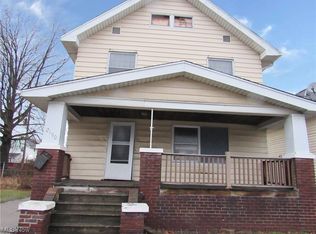 2190 W 105th St, Cleveland, OH