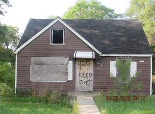 924 E 15th St, Ford Heights, IL 60411