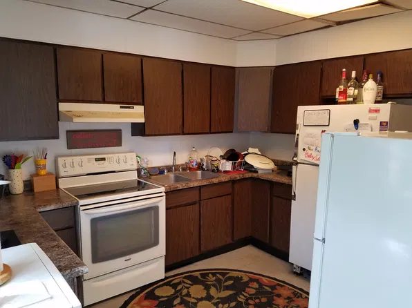 2104 Olive St, Cedar Falls, IA 50613