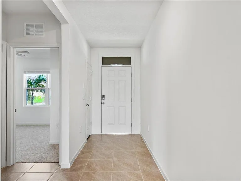 925 Dugan Cir SE — Photo 10