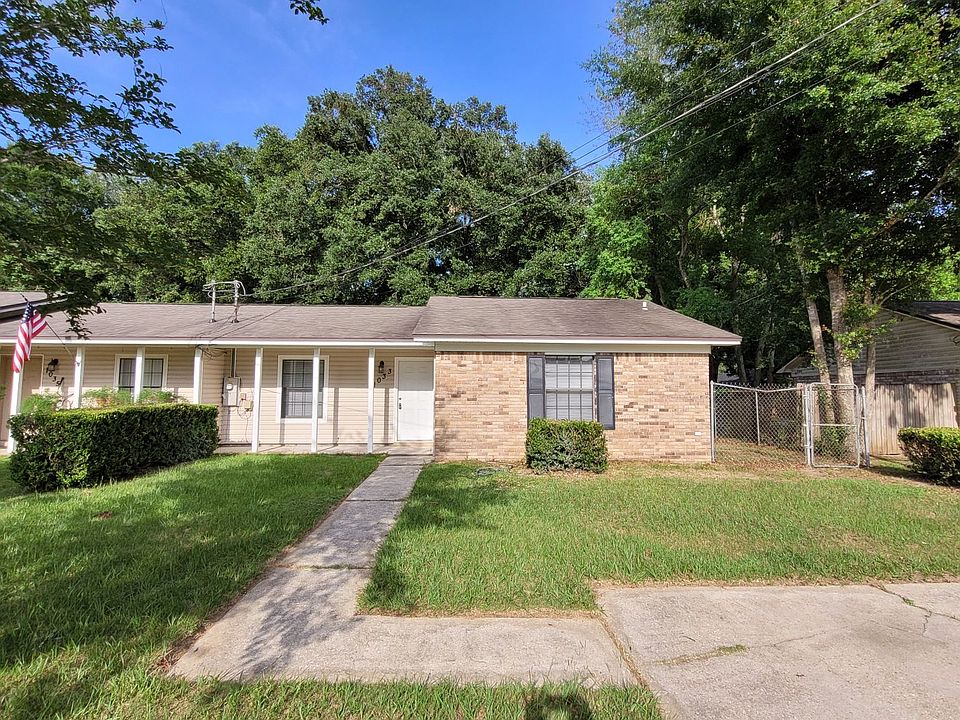 1st image of 1033 Peakview Dr