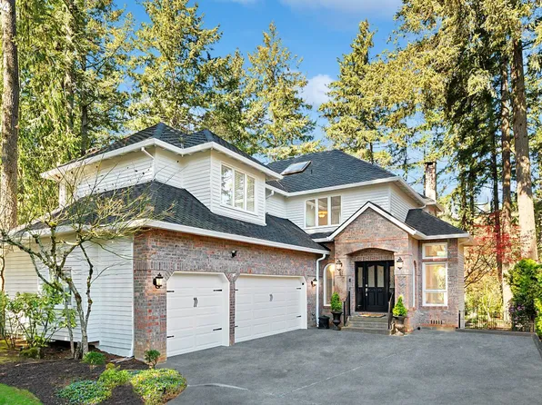 1687 Village Park Ln, Lake Oswego, OR 97034