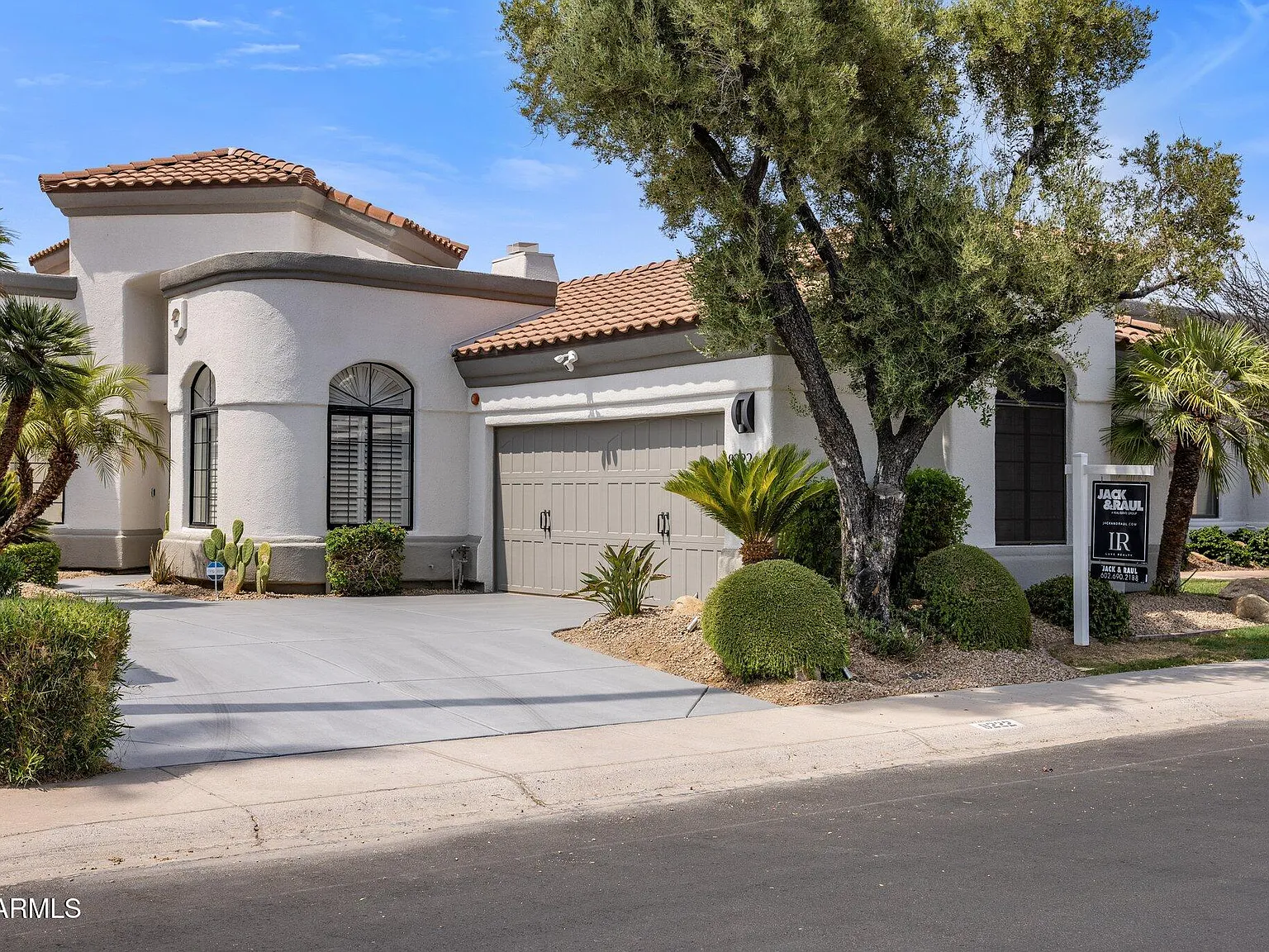 4 bed, 3.5 bath, 2033 sqft, $11,500 — Photo 1