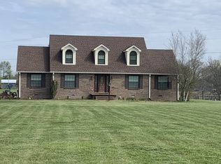 382 Blue Door Rd, Portland, TN 37148