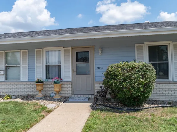 1006 Berkley Cir, Mishawaka, IN 46544