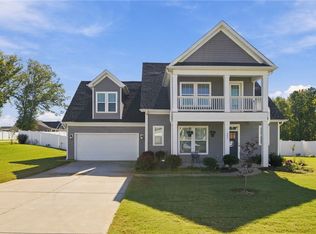 701 Oak Hill Ln, Belton, SC 29627
