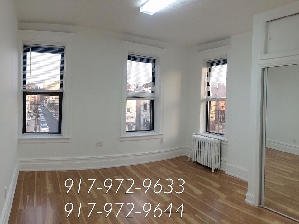 1st image of 2532 21st St APT 3
