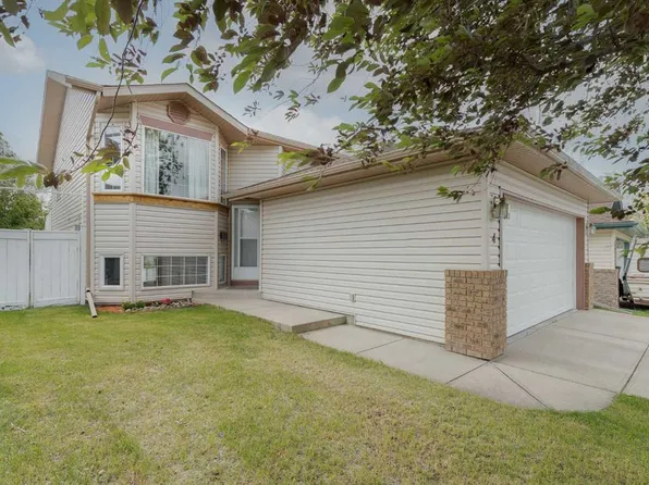 4 N Big Springs Hl SE, Airdrie, AB T4A 1N1