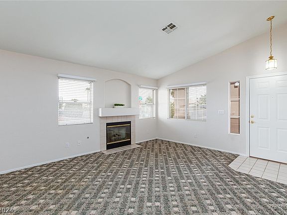 4th image of 133 Vista Del Lago St