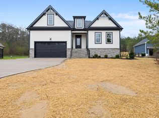 100 Pilot Ridge Rd, Zebulon, NC 27597