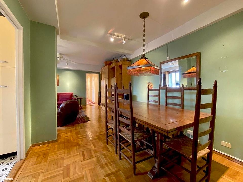 1st image of 18 Stuyvesant Oval APT 12D