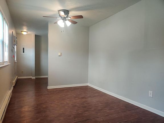 4th image of 1725 Columbia St APT 6-1725KKAP
