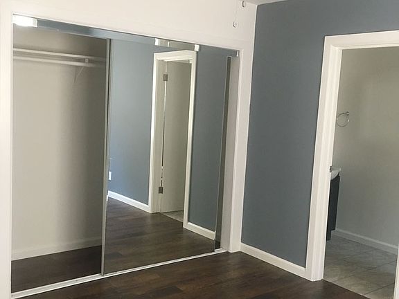 4th image of 501 Marlborough Ave APT 106
