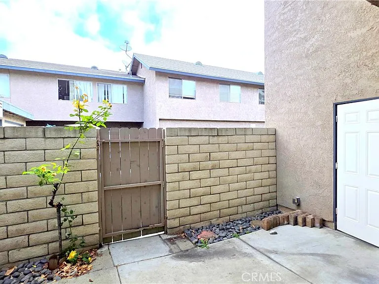 831 Windwood Dr — Photo 18