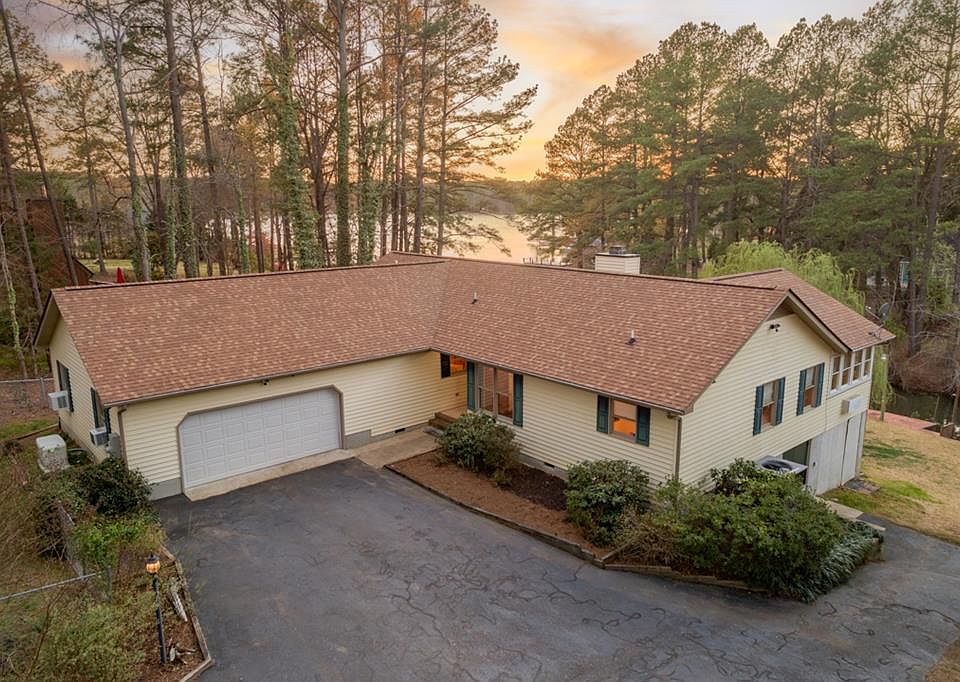 1st image of 108 Cedar Pointe Ln