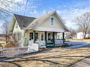 223 S 2nd St, Towanda, KS 67144