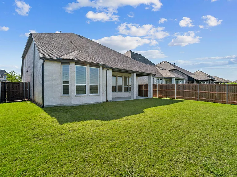 1905 Rhea Ct — Photo 33