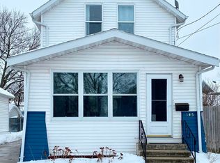 345 Bay St, Oshkosh, WI