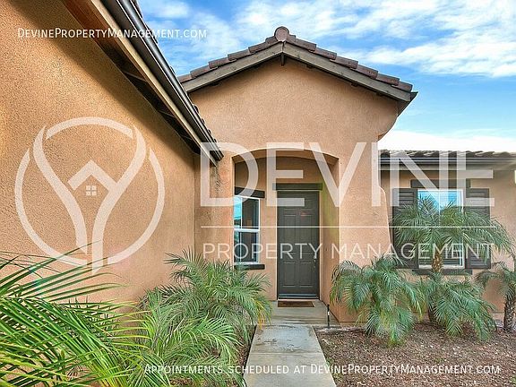4th image of 1543 Whiteoak Dr