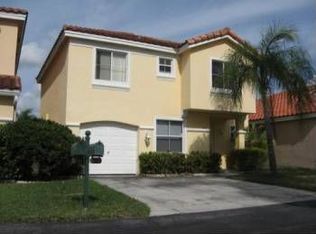 1515 S Trafalgar Cir, Hollywood, FL 33020