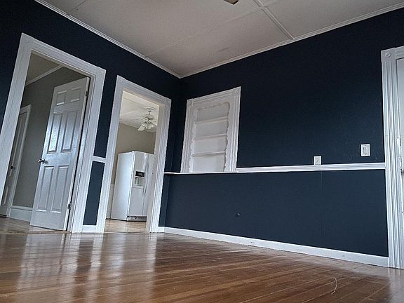 2nd image of 147 Stetson St #2