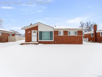 2431 Grange Rd, Trenton, MI, 48183