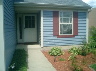 132 Hamlet Cir, Montgomery, IL 60538