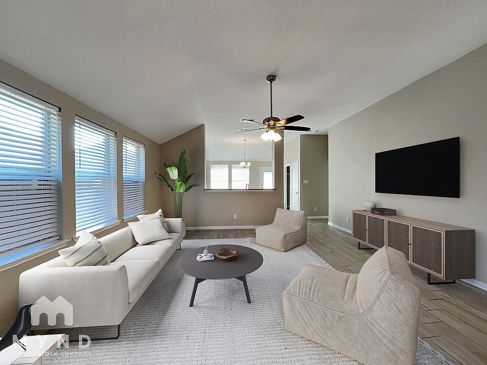 1st image of 1224 Mockingbird Dr