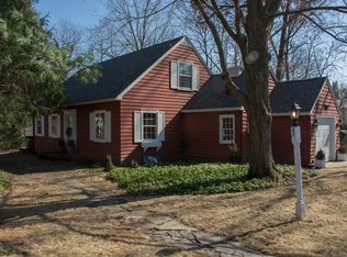 600 Greenwood Dr, Morrison, IL 61270