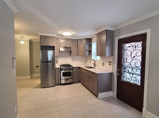 28-30 48th St #1, Astoria, NY 11103